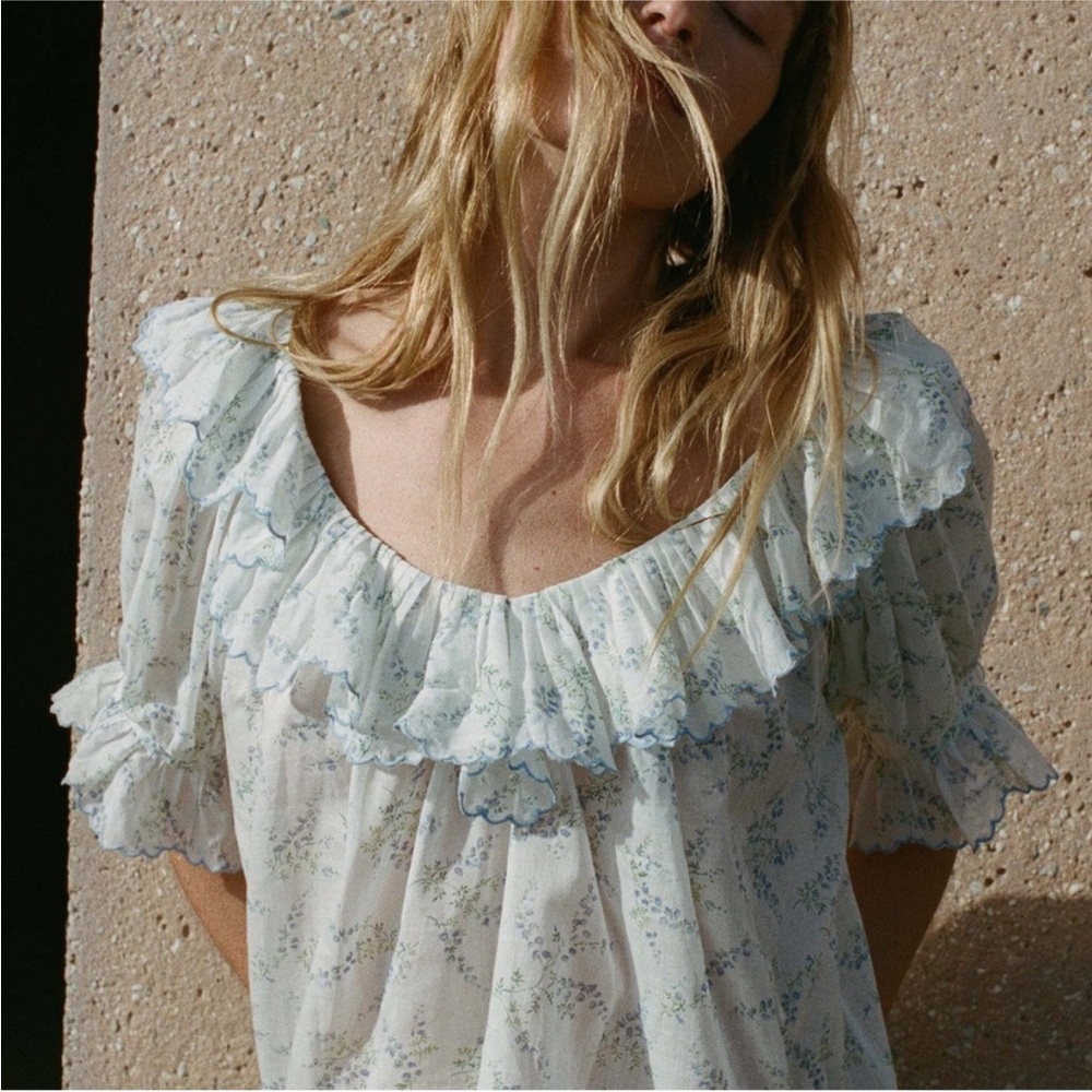 Doen Light Blue Floral Ruffle Blouse